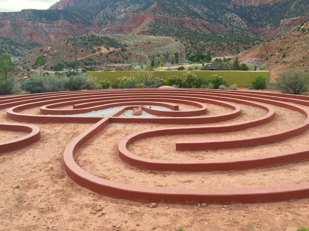 laberinth at flainnifans near zion natioanl park